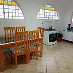 Apartamento Central Confortable Wifi Londrina